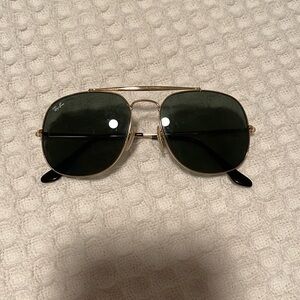 Ray bans aviator